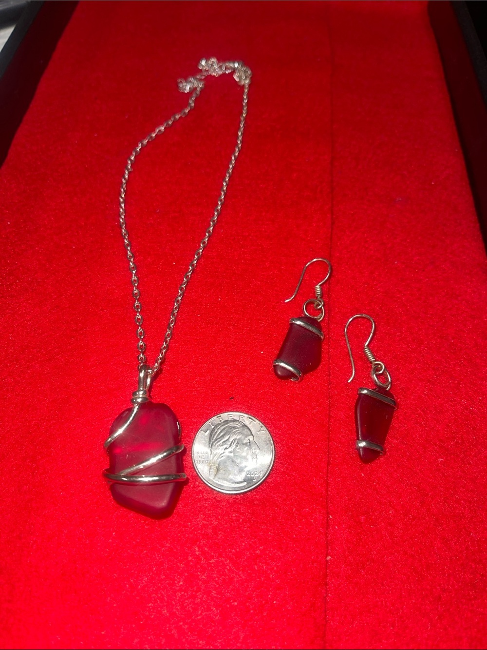 New Hawaiian Wire-Wrapped Red Sea Glass Pendant 18”Necklace and Earrings Set
